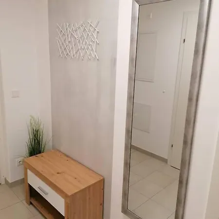 Stilvolle 2-zimmer In Graz-lend Mit Tiefgaragenplatz Graz